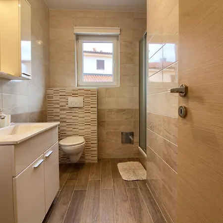 Complex Of 2 Olivia-aurora With 2 Private Pools For Up To 20 Persons Only 200m From The