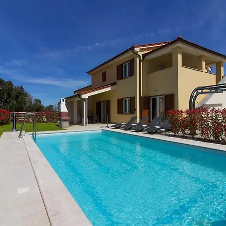 Villa Olivia-aurora Villas: Beachside Duo With Private Pools
